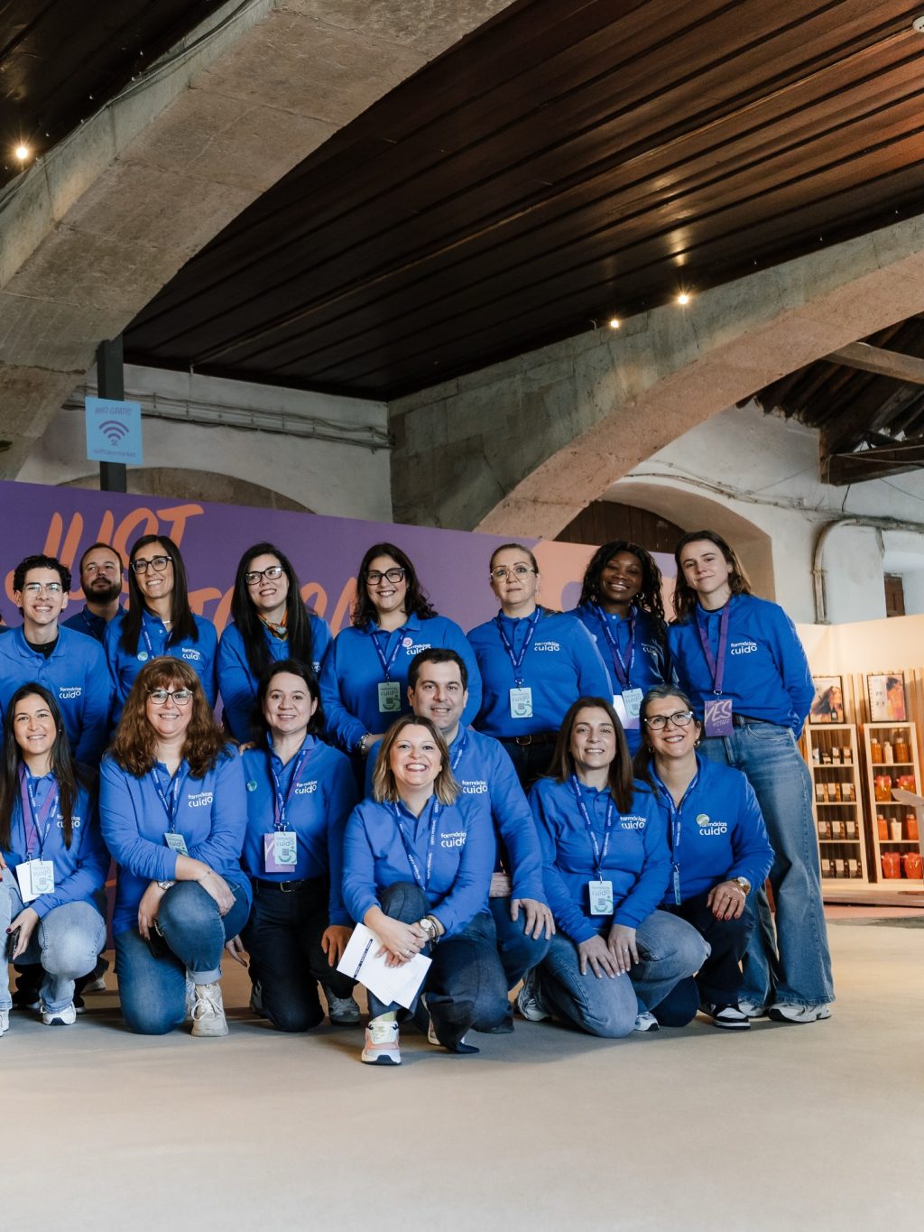 Instagram post from farmacias_cuido. This post is in position 7.