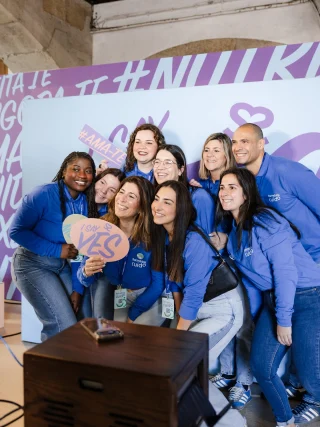 Instagram post from farmacias_cuido. This post is in position 4.