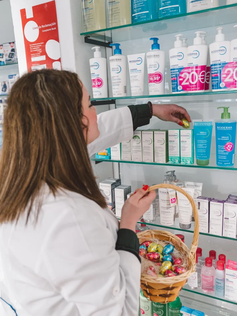 Instagram post from farmacias_cuido. This post is in position 3.