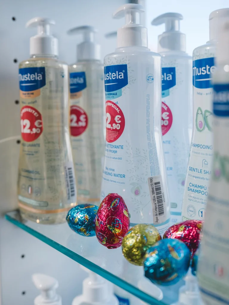 Instagram post from farmacias_cuido. This post is in position 1.